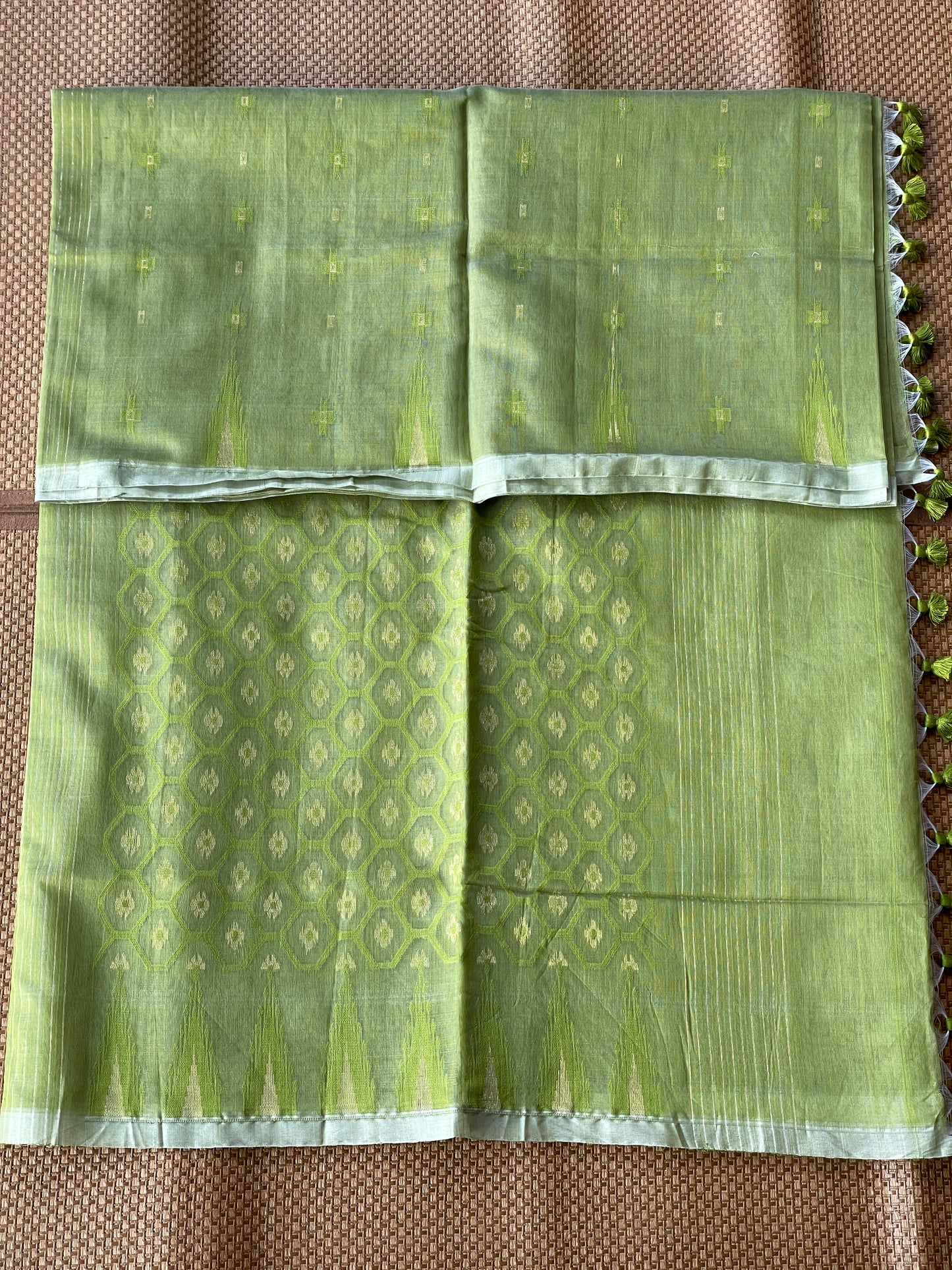 Fresh Lime Green Cotton Silk Saree