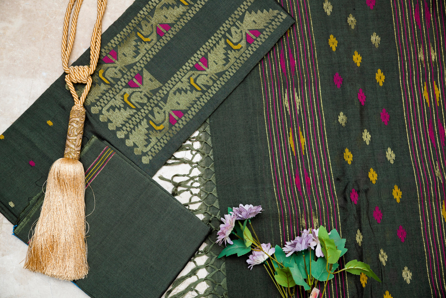 Olive Green Hand Woven Mul Jamdani Suit With Zari