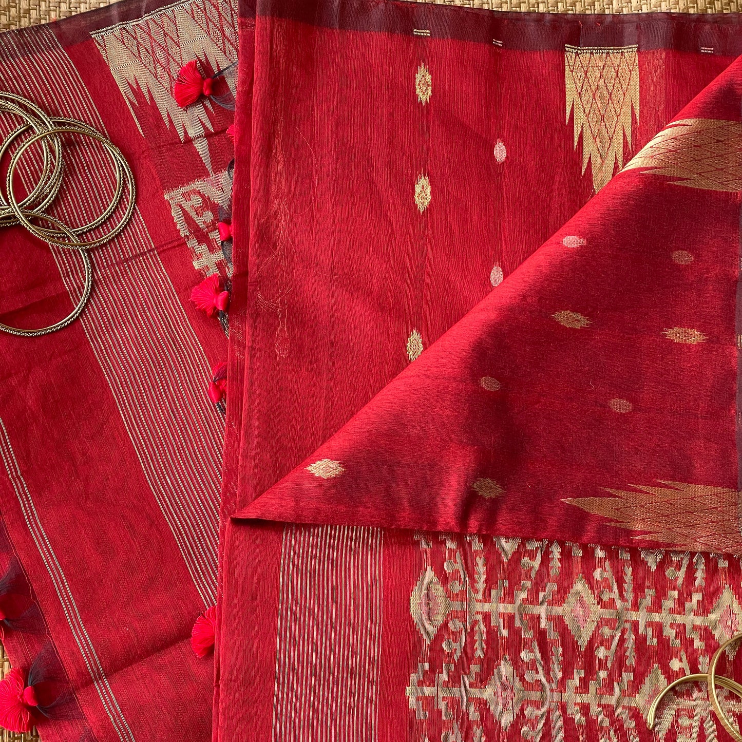 Maroon Cotton Silk Saree With Zari Pallu