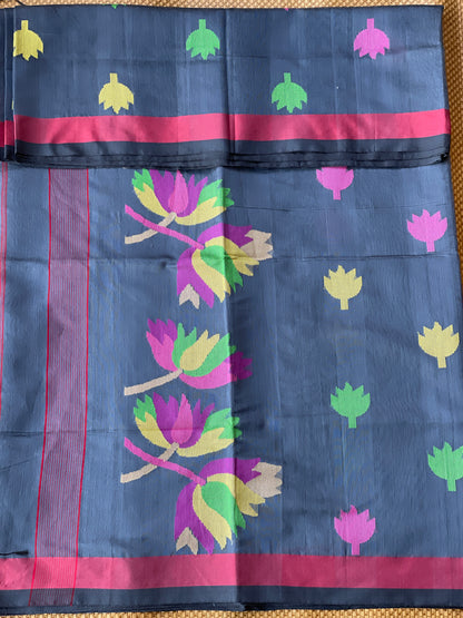 Grey Cotton Silk Saree With Floral Motifs