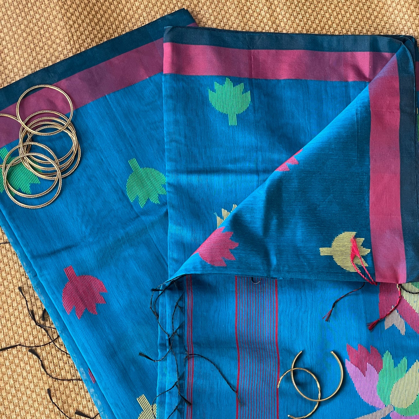 Blue Cotton Silk Saree With Floral Motifs
