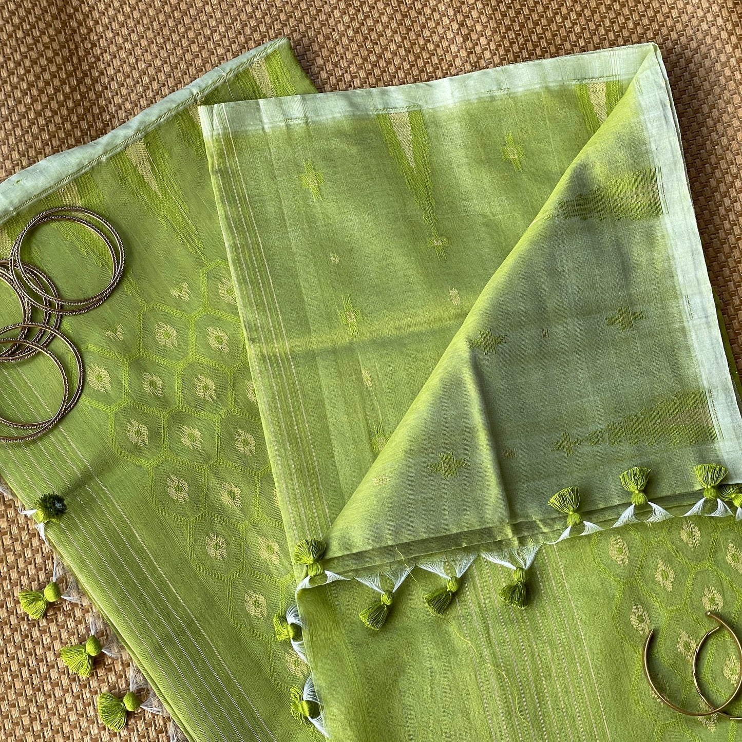 Fresh Lime Green Cotton Silk Saree