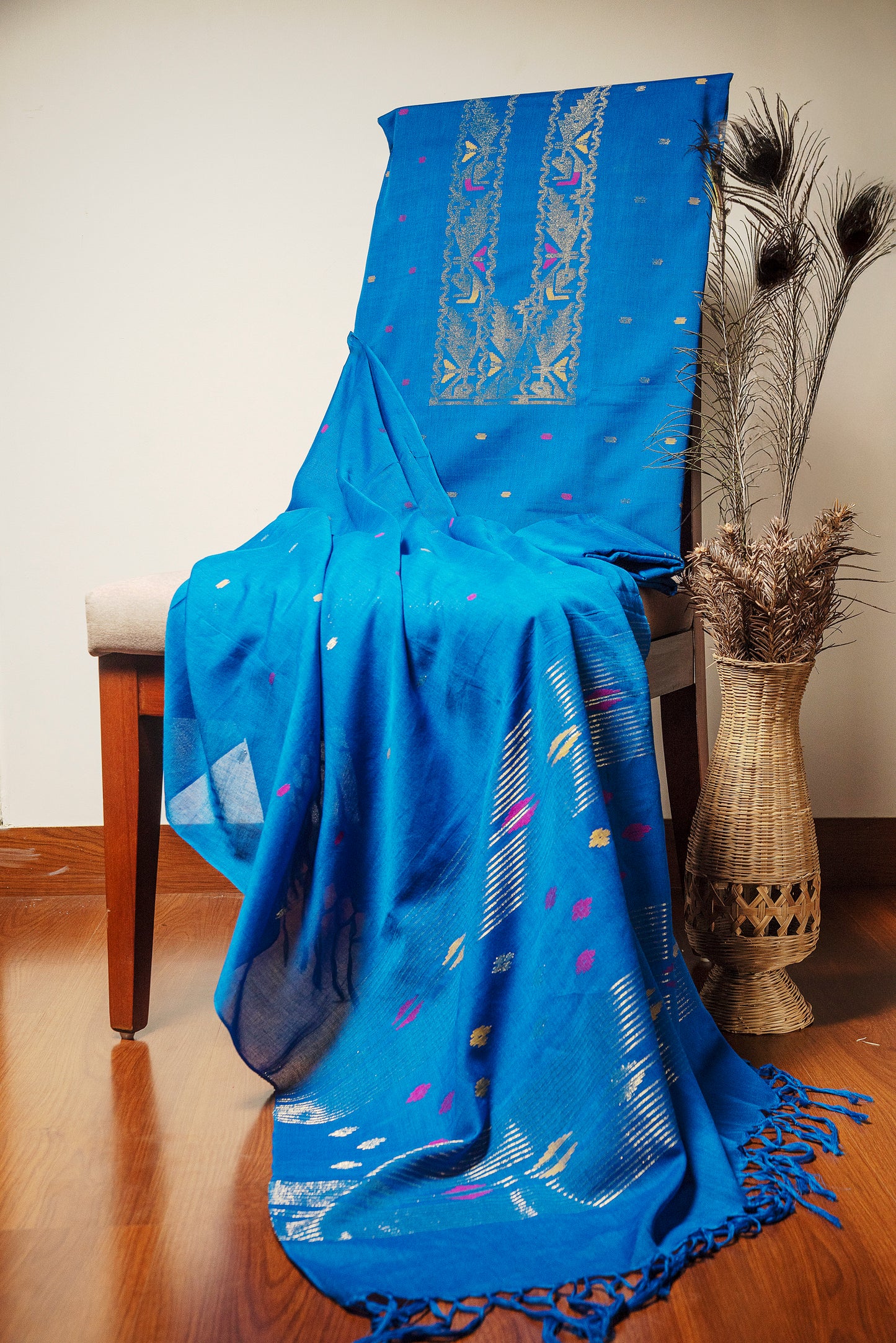 Royal Blue Hand Woven Mul Jamdani Suit With Zari